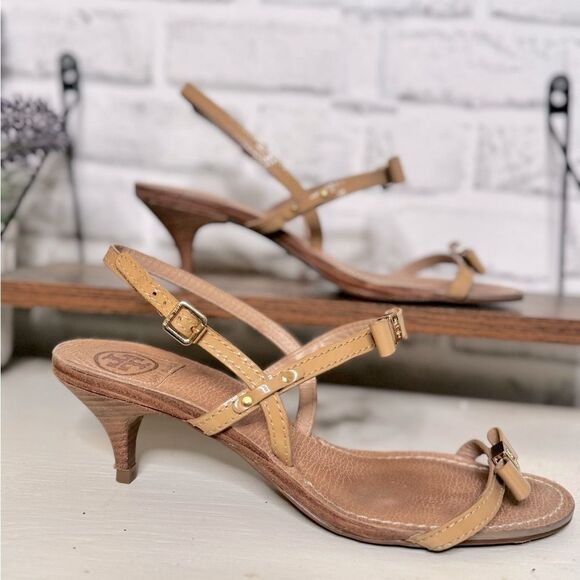 Tory Burch Women's Kailey Tan Brown Patent Leather Bow Slingback Heels Size 8.5 - Picture 2 of 10